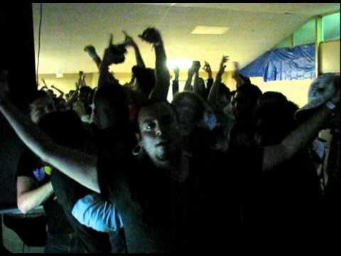 Gnes beats Atomsk - Final moment of the Genesis 2 Brawl crew battle