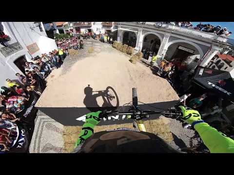 Taxco Urban Downhill  Race Run - Oscar Härnström