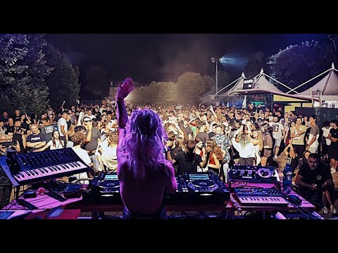 Lysa Chain live set @ Chickenito - Techno Classic