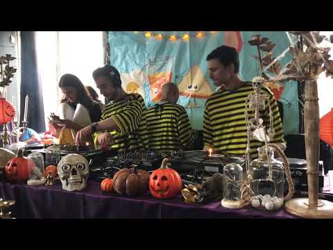 Hoser, Gauvain & Venard (Beau Mot Plage) @ Breakfast Club / Café Barge