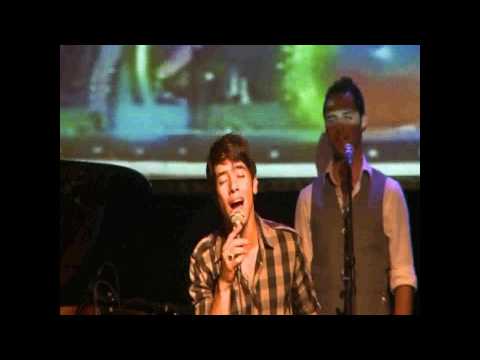 Harel Ska'at sings "Milim" on Israeli party at the Jazzclub in Oslo, Norway