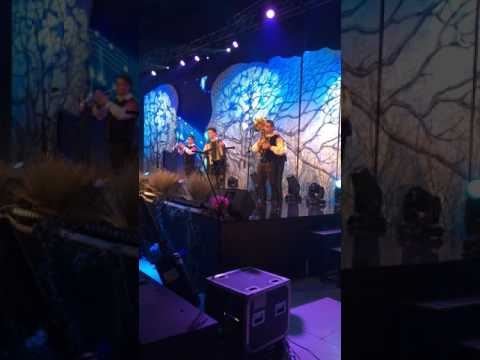 Die Jungen helden Bariton Zwerg