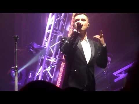 Jaymi Hensley - Listen (Beyonce Cover) - 23/12/13 - Hammersmith Apollo