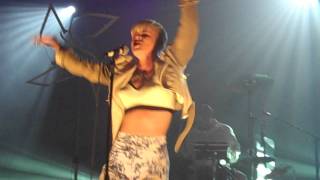 Fembot/Cry When You Get Older - Robyn LIVE at Terminal 5 NYC 11/10/10