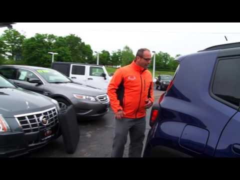 WALKAROUND SHOWDOWN-Jeep Cherokee vs Jeep Renegade