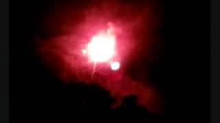 preview picture of video 'Independence Day Fireworks. Chester, WV - Part 1'