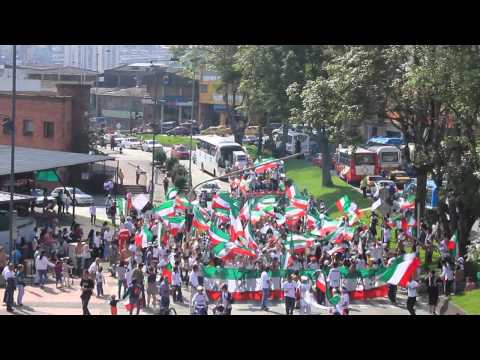 "DIA DE LA BANDERA DEL ONCE CALDAS 04/05/13" Barra: Holocausto Norte &bull; Club: Once Caldas