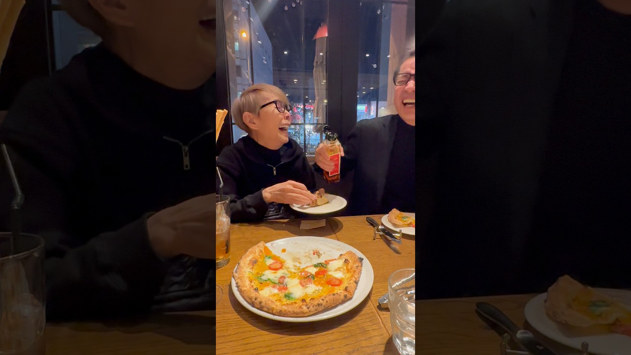 最後はピザで〆ました🍕　#shorts #pizza  #food  #dinner #夫婦