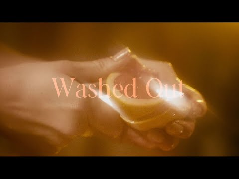 TEE AMARA -  Washed Out