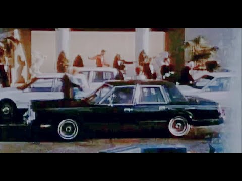1986 Lincoln Town Car commercial - GM model confusion