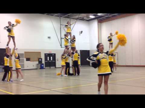 UW Oshkosh Homecoming 2014 Cheer Stunt Crew