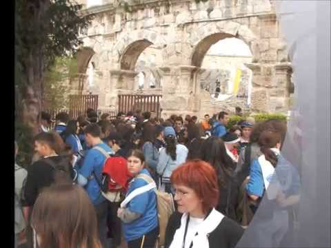 Učitelj je ovdje i zove te!  - KUMI feat. Alen Vitasović (SHKM Pula, 2006.)