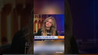 #AvrilLavigne reacting on 'Breakaway' being a huge hit for Kelly Clarkson