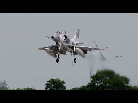 [4K] Airplane Spotting TaktLwG 71 I A4 Skyhawk Hook landing, safety landing, exercise