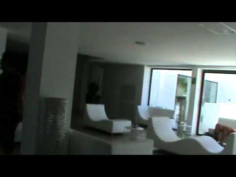 download lagu mp3 mp4 Aktionszimmer Thomas Cook, download lagu Aktionszimmer Thomas Cook gratis, unduh video klip Aktionszimmer Thomas Cook