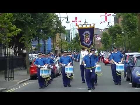 Lambeg Orange & Blue FB @ South Belfast Young Conquerors FB Parade 2014
