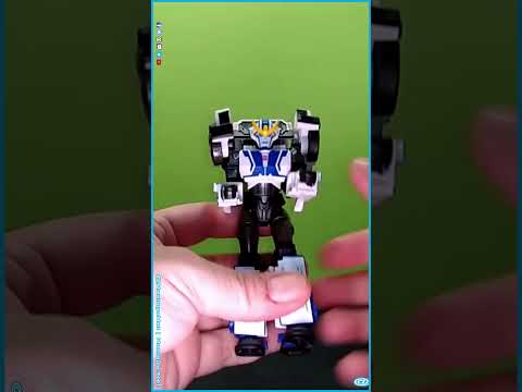 A rookie to the force. #Transformers Legacy Evolution RID 2015 Universe Strongarm #Shorts | HNE Toys