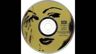6. Paulina Rubio - La Escoba