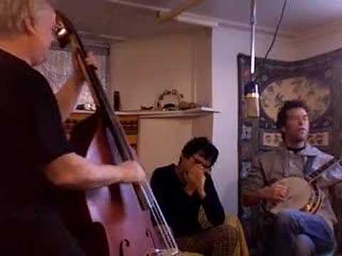 Brokenjoe-Run Boy Run!