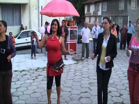 kinata na pesho i emi cast 3 selo ticha