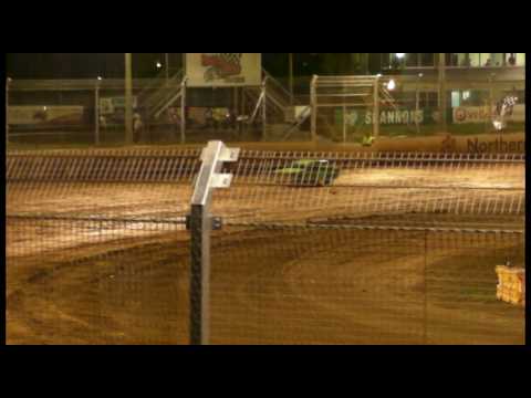 Ellie Hills- How not to cross finish line