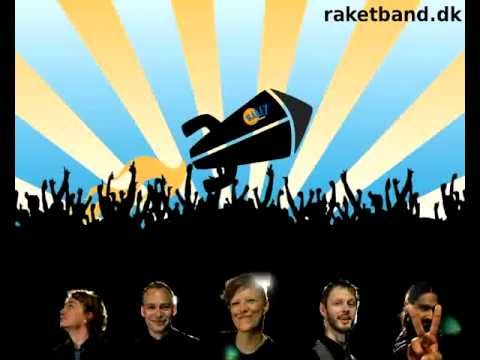 Raket performing Dr. Alban's "It's my life"