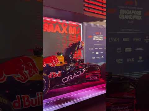 LET'S GOOOOOO, MAX 🤩 #F1 #RedBullRacing #SingaporeGP 🇸🇬