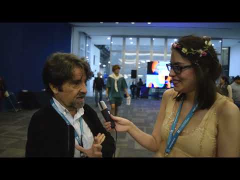 Juan Casamayor: Que las escritoras siempre estén en las mesas de novedades #HojasGarabateadas