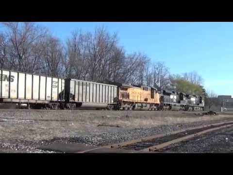 Union Pacific Engine on NS 533 Coal Train