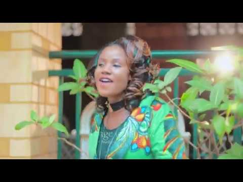 ONGE GIMATEK - PHOEBE MOSES