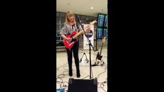 Apparition - Flock of Dimes Live at BWI