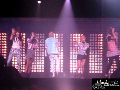 [Fancam] SMTOWN Paris 110611 F(x) - Pinocchio