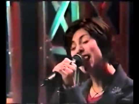 Natalie Imbruglia - Tonight Show with Jay Leno - Torn