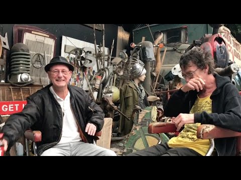 (Part 1) Bluurg TV Interview: Steve Ignorant & Dick Lucas