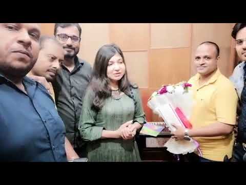 Suhail Qureshi Suhail Qureshi and Alka Yagnik 