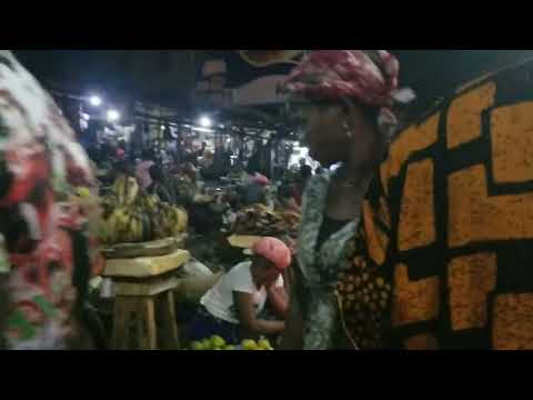 FREETOWN, SIERRA LEONE 🇸🇱! CRAZY STREET TRADING AT NIGHT, LUMLEY, FREETOWN.