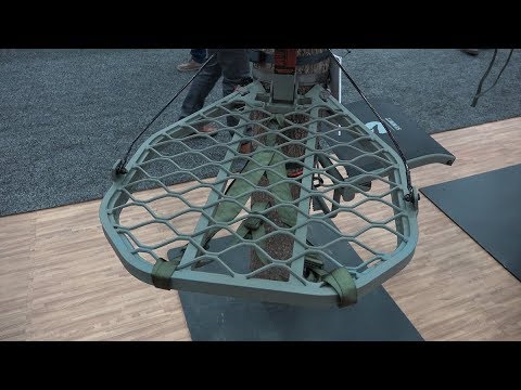Summit Featherweight Switch Hang On Treestand