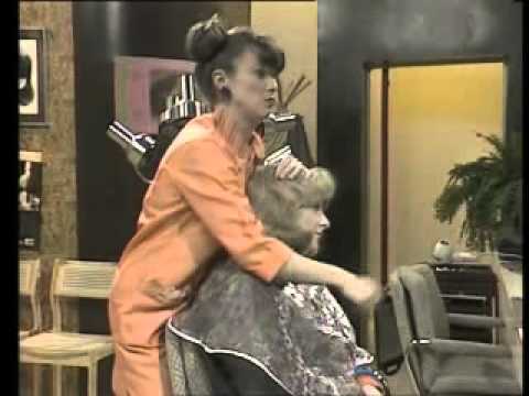 VIctoria Wood & Julie Walters - At The Hairdressers