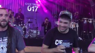 Txarango - Quan tot s&#39;enlaira @ Canet Rock 017