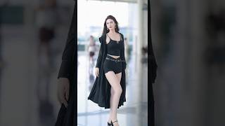 beautiful girl street fashion outfits style #tiktok #chinesefashion #mejoresstreetfashion #shorts