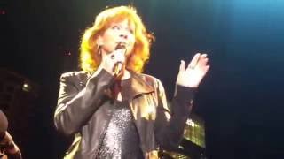 Reba McEntire - Not Counting You (10/24/2016)  Nashville, TN
