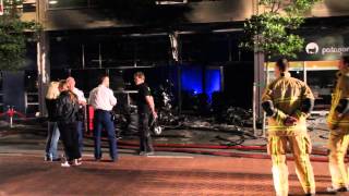preview picture of video 'Grote brand bij scooterwinkel in Amstelveen'