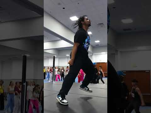 @ethan.moves w/ the MOVES 🌟