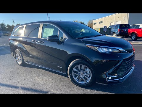 2021 Toyota Sienna Hybrid XLE Test Drive & Review