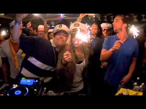 ElectroBoot 2013 mit Einmusik Live! - Official Promo (Annual Boat Party in Vienna)