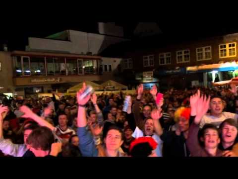 Public Viewing Stadtmarkt Augsburg mit Alex Woldrich