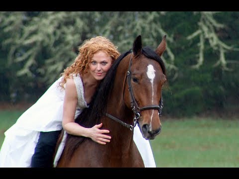 Storm Large 8 MILES WIDE music video