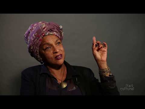 Elisa Lucinda – Absent Dialogues (2017)