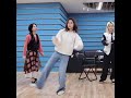 Sana Clicking Heels For 10 Seconds