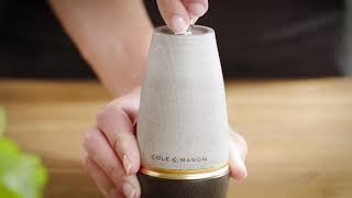 How to change the grind setting on your Cole & Mason salt and pepper mill